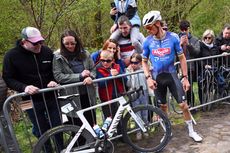 Mathieu van der Poel after his puncture in Arenberg