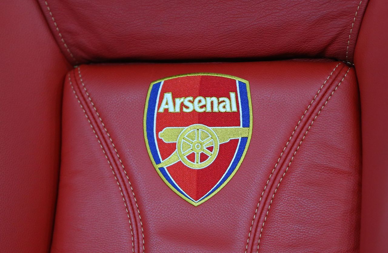 Arsenal confirm world-record transfer for new forward