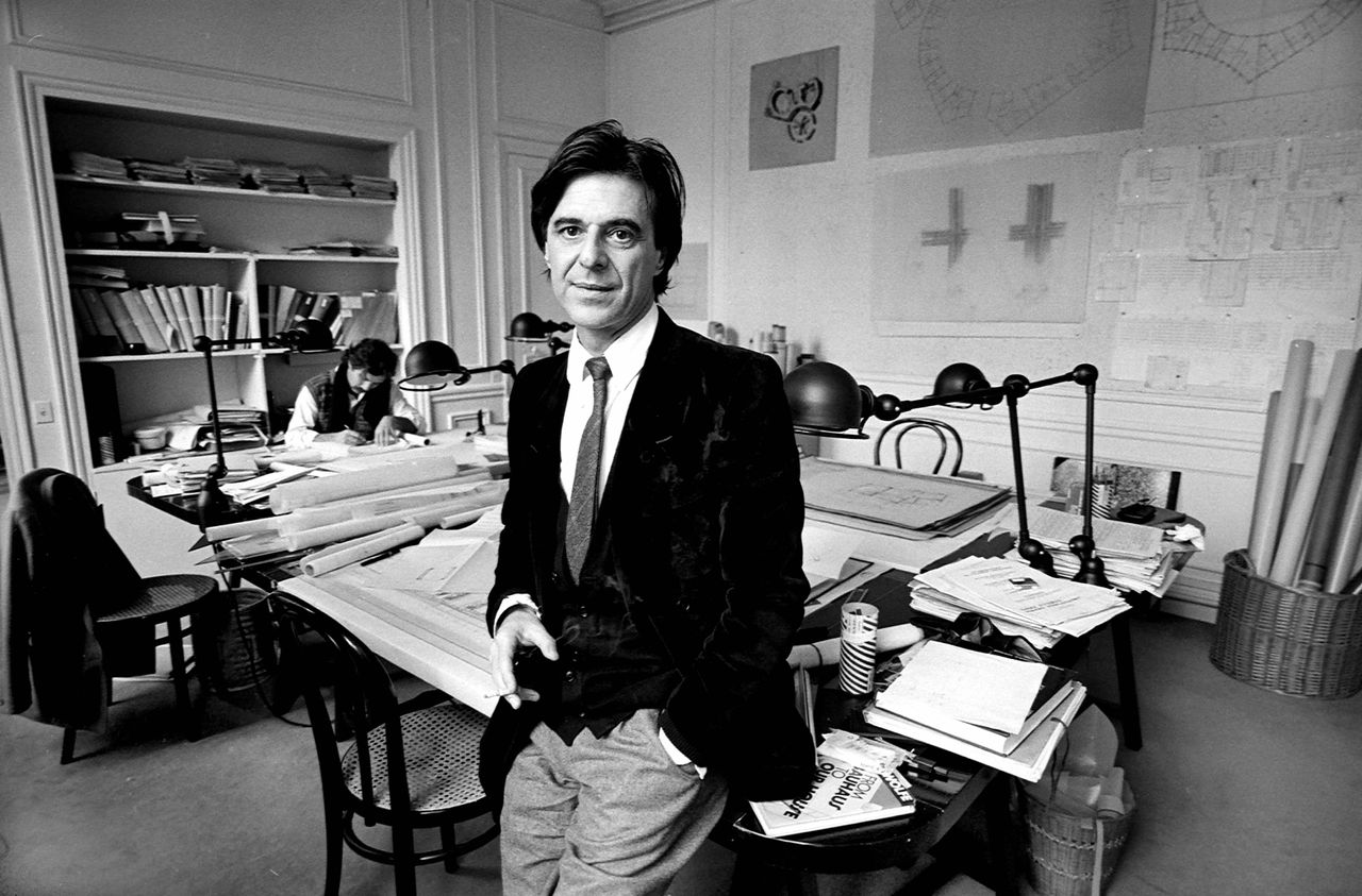 archive black and white portrait of architect Ricardo Bofill in his office