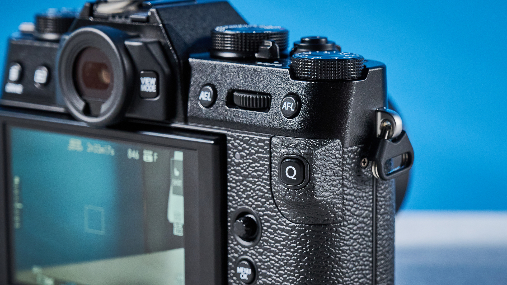 The Fujifilm X-T30 III Q button on the rear control array
