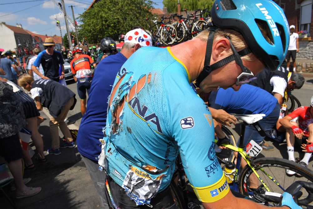 Michael Valgren (Astana) crashed hard with Richie Porte early on stage 9