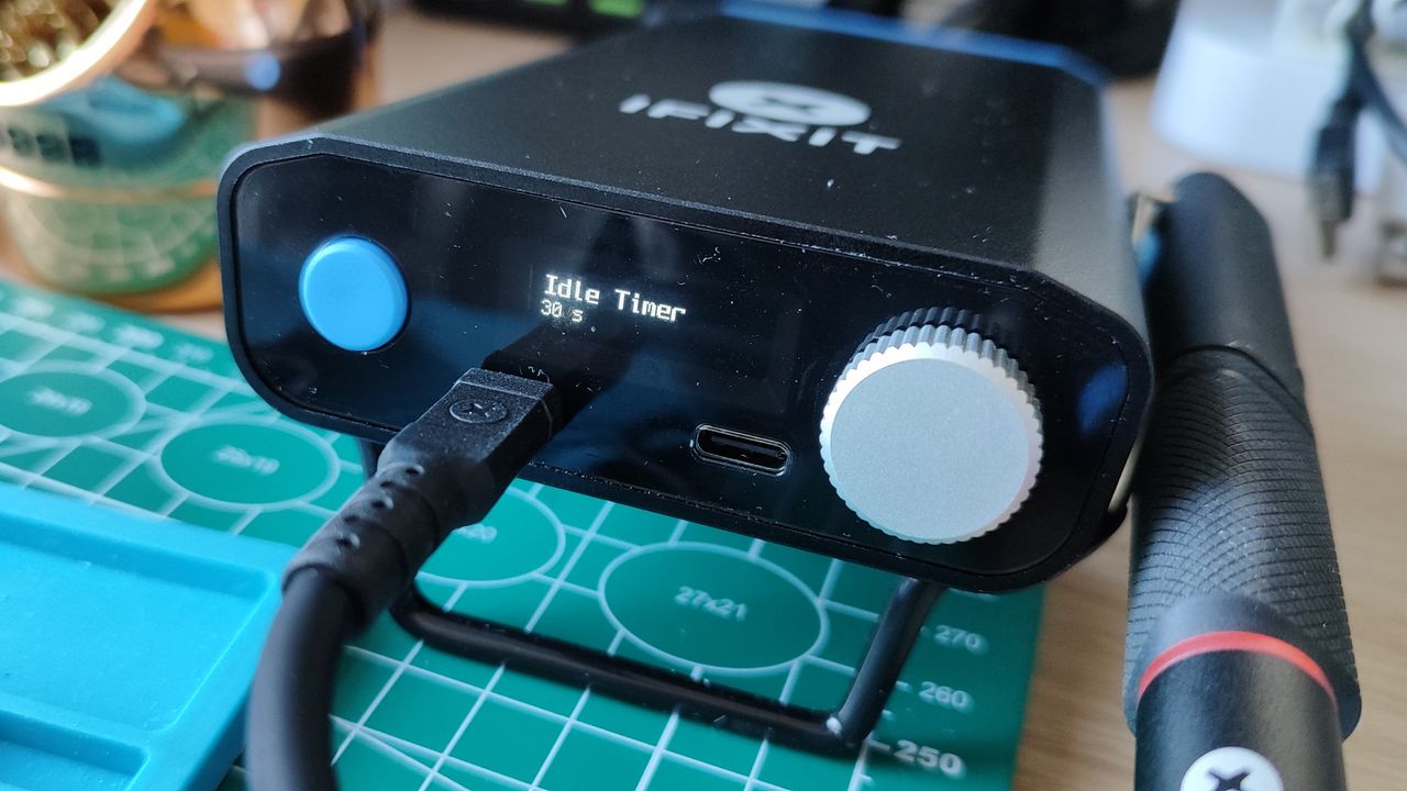 Ifixit Portable Soldering Station