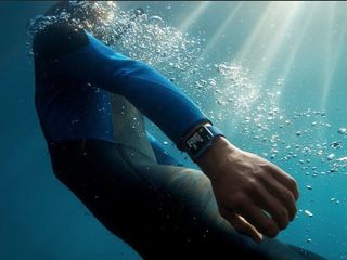 Apple Watch Series 7 Swim