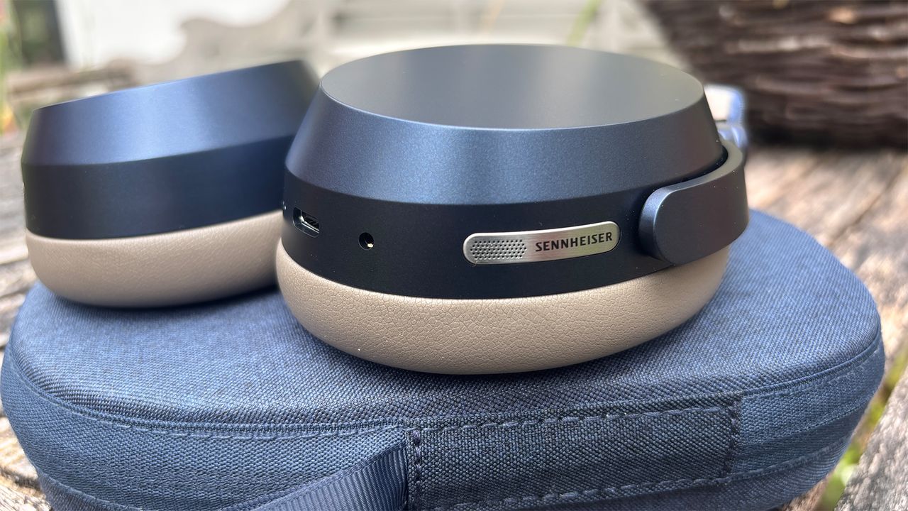 Sennheiser Momentum 5 Wireless wireless headphones