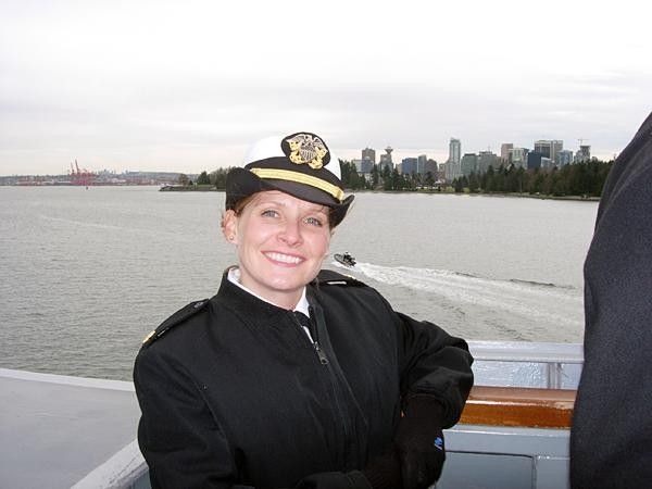 Nicole Shue