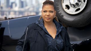 Queen Latifah as Robyn McCall holding a screwdriver in The Equalizer season 4
