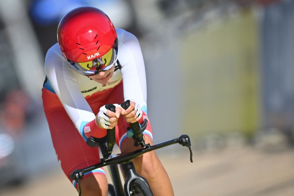 Alena Ivanchenko (UAE Team ADQ) wins the time trial on stage 3