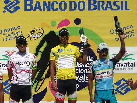 The final GC podium (l-r): Juan Pablo Suarez Suarez (UNE - EPM), 2nd; Jaime Alberto Castaneda Ortega (UNE - EPM), 1st; Antonio Xavier Nascimento, 3rd