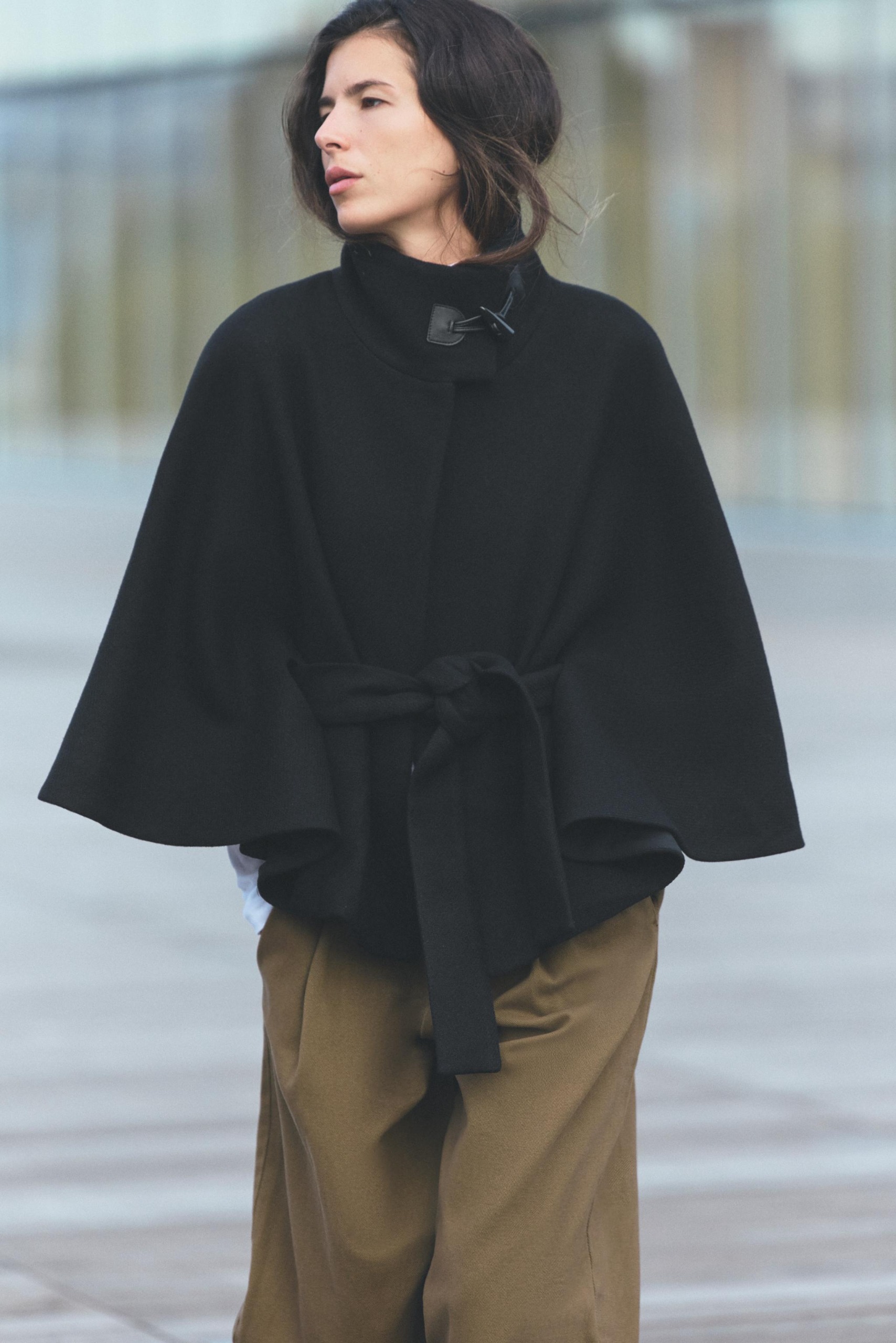 Wool Blend Cape Coat With Belt - Black - Xs-S
