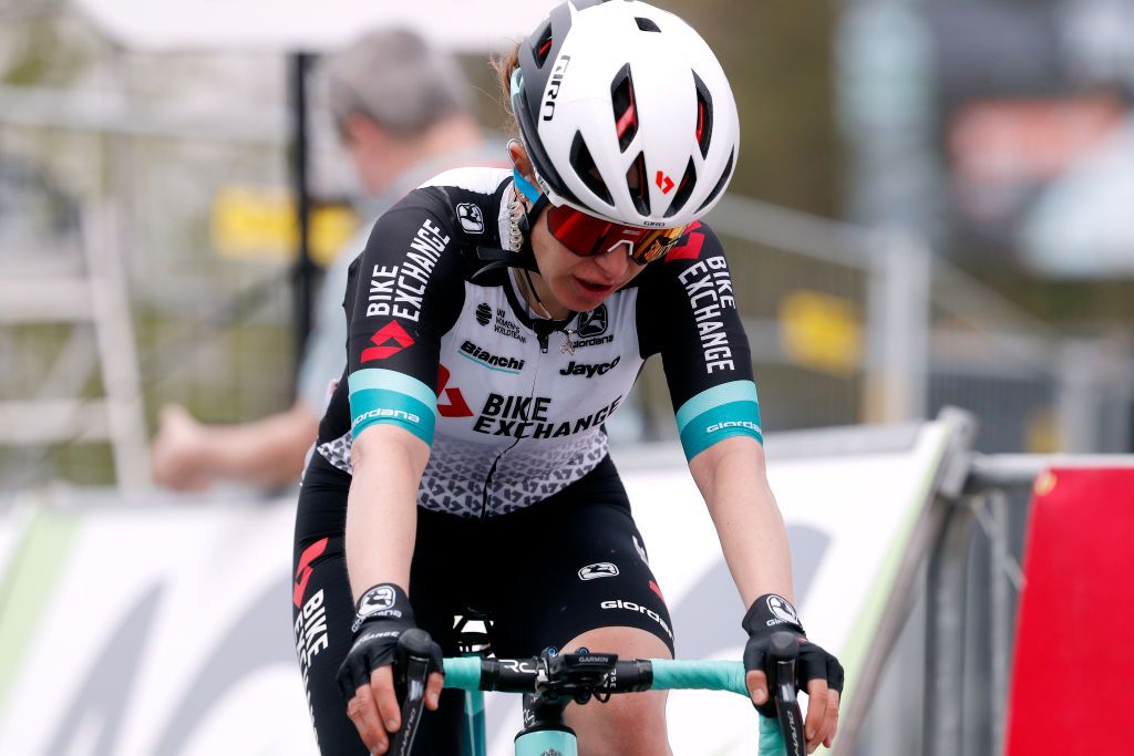 MUR DE HUY BELGIUM APRIL 21 Amanda Spratt of Australia and Team BikeExchange on arrival during the 24th La Fleche Wallonne 2021 Women Elite a 1302km race from Huy to Mur de Huy 204m FlecheWallonne FWwomen UCIWWT on April 21 2021 in Mur de Huy Belgium Photo by Bas CzerwinskiGetty Images