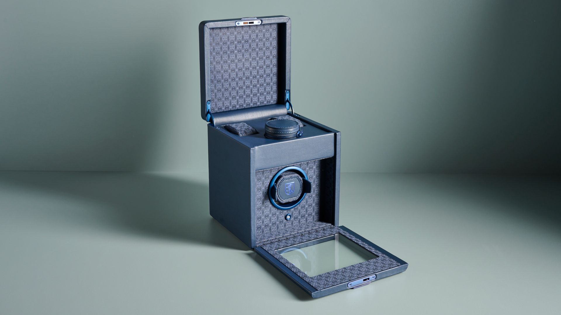 Wolf Earth Single Watch Winder review: a solid winder with modern 