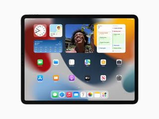 iPadOS 15 Home Screen