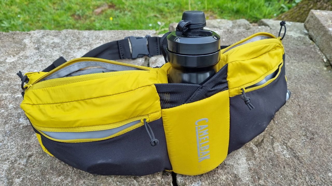 Camelbak Podium Flow 4 belt