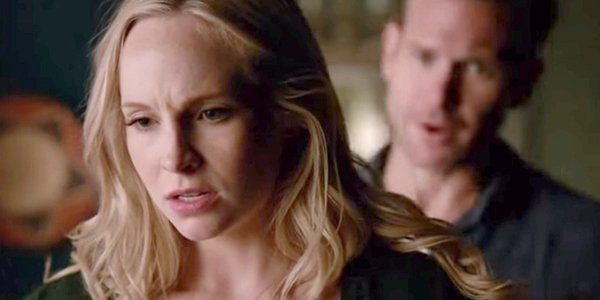 The Vampire Diaries 7x13  Caroline and Alaric with the twins