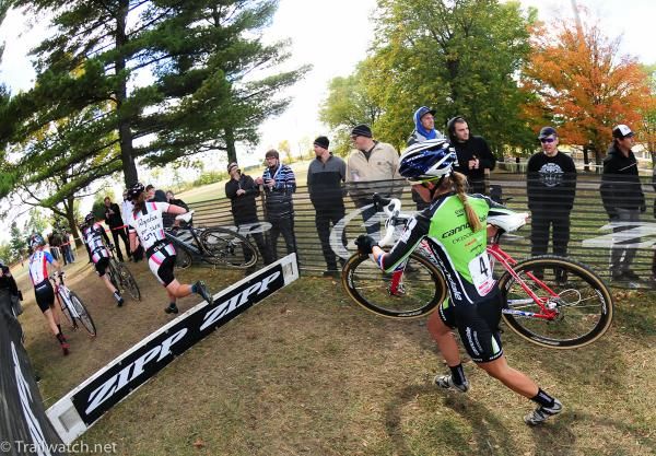 US U-23 champion Kaitlin Antonneau chasing the leaders