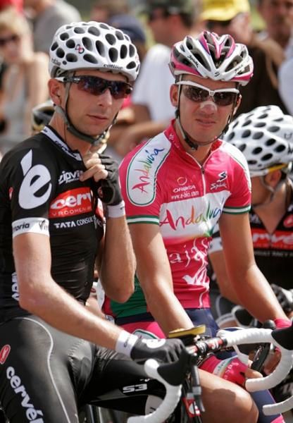 Xavier Tondo in his Cervelo TestTeam day with a former teammate.