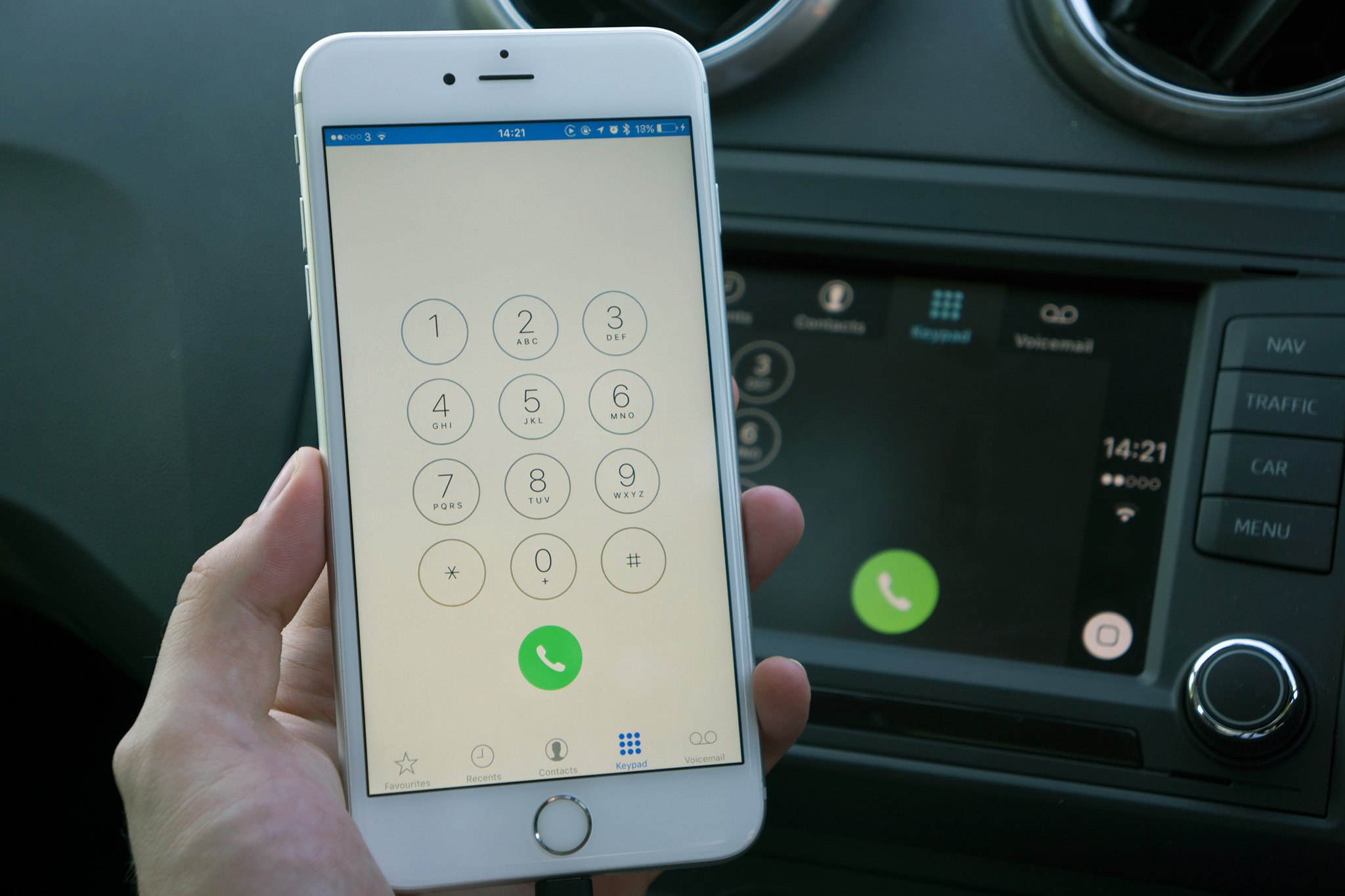 How to make and answer phone calls with CarPlay iMore