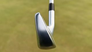 Photo of the Tour Edge Exotics E725 Iron from the toe