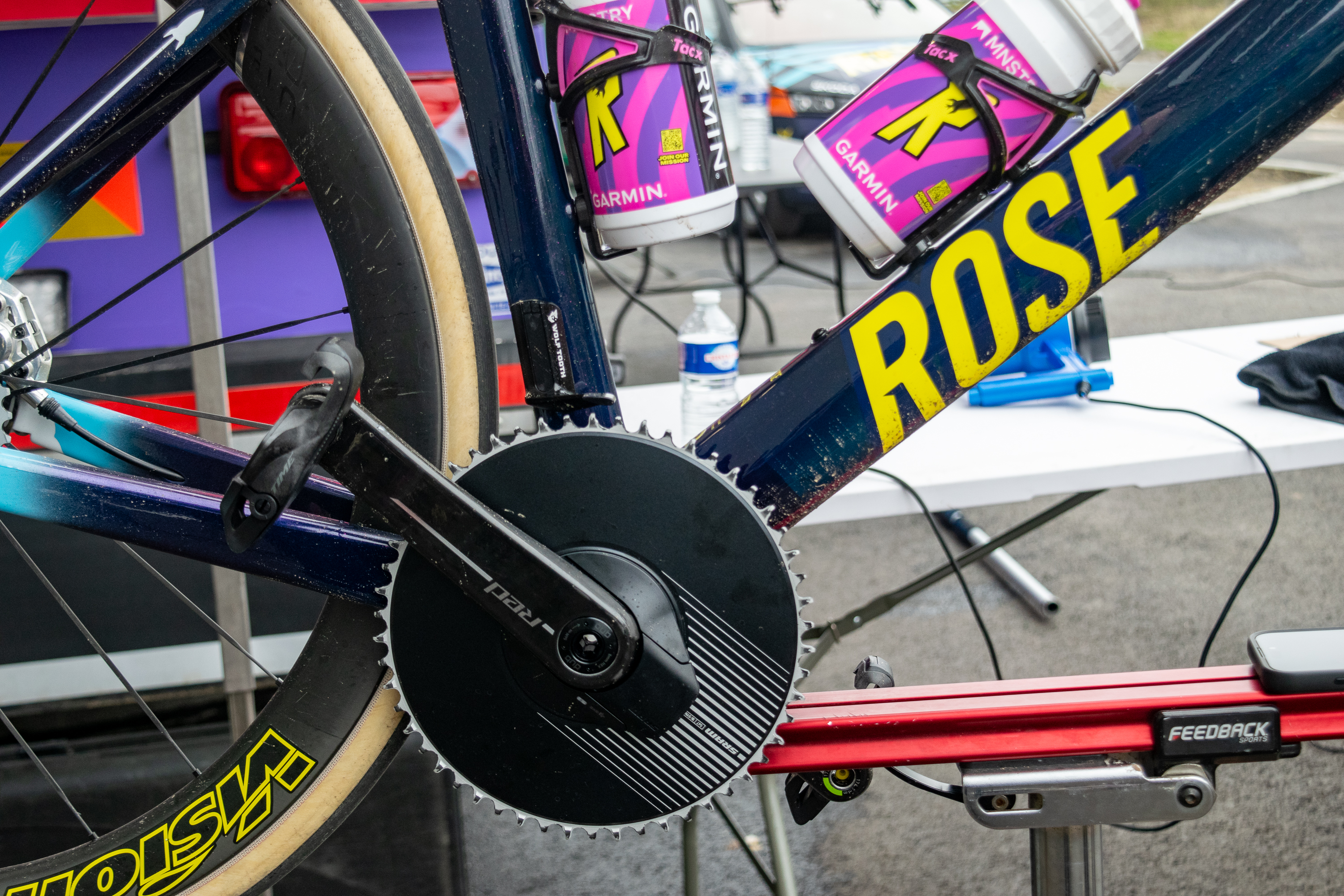 Unibet Rose Rockets working on team bikes with SRAM technicians