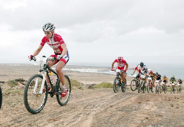 Annika Langvad (Rockets) on her way to victory
