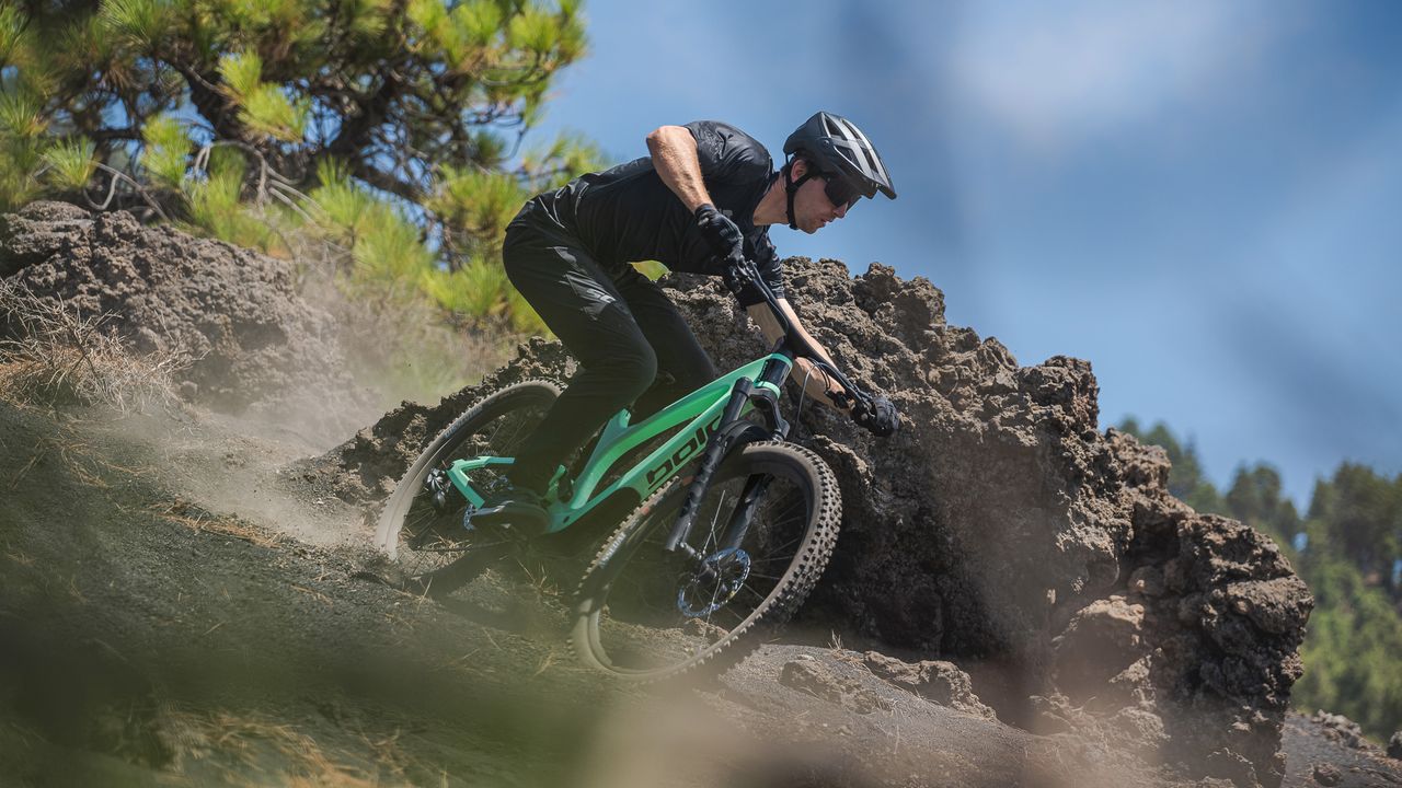 The Unplugged pro being ridden downhill