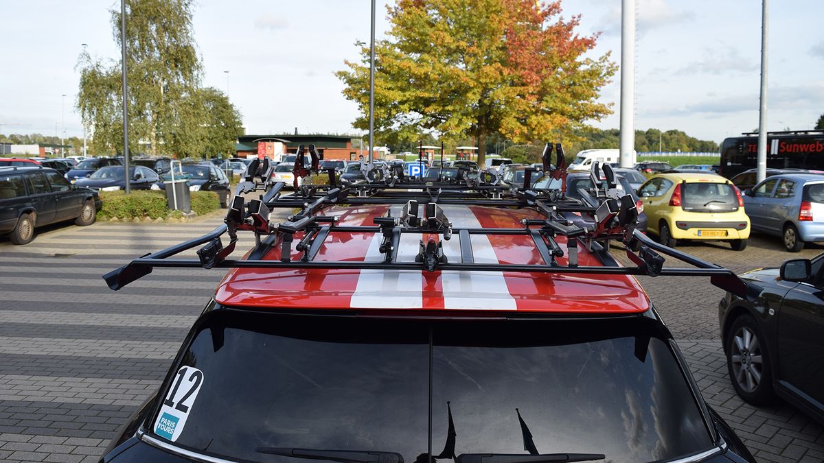 A closer look at the roof rack