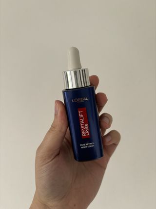 Suero de noche láser Revitalift con retinol puro de L'Oréal Paris