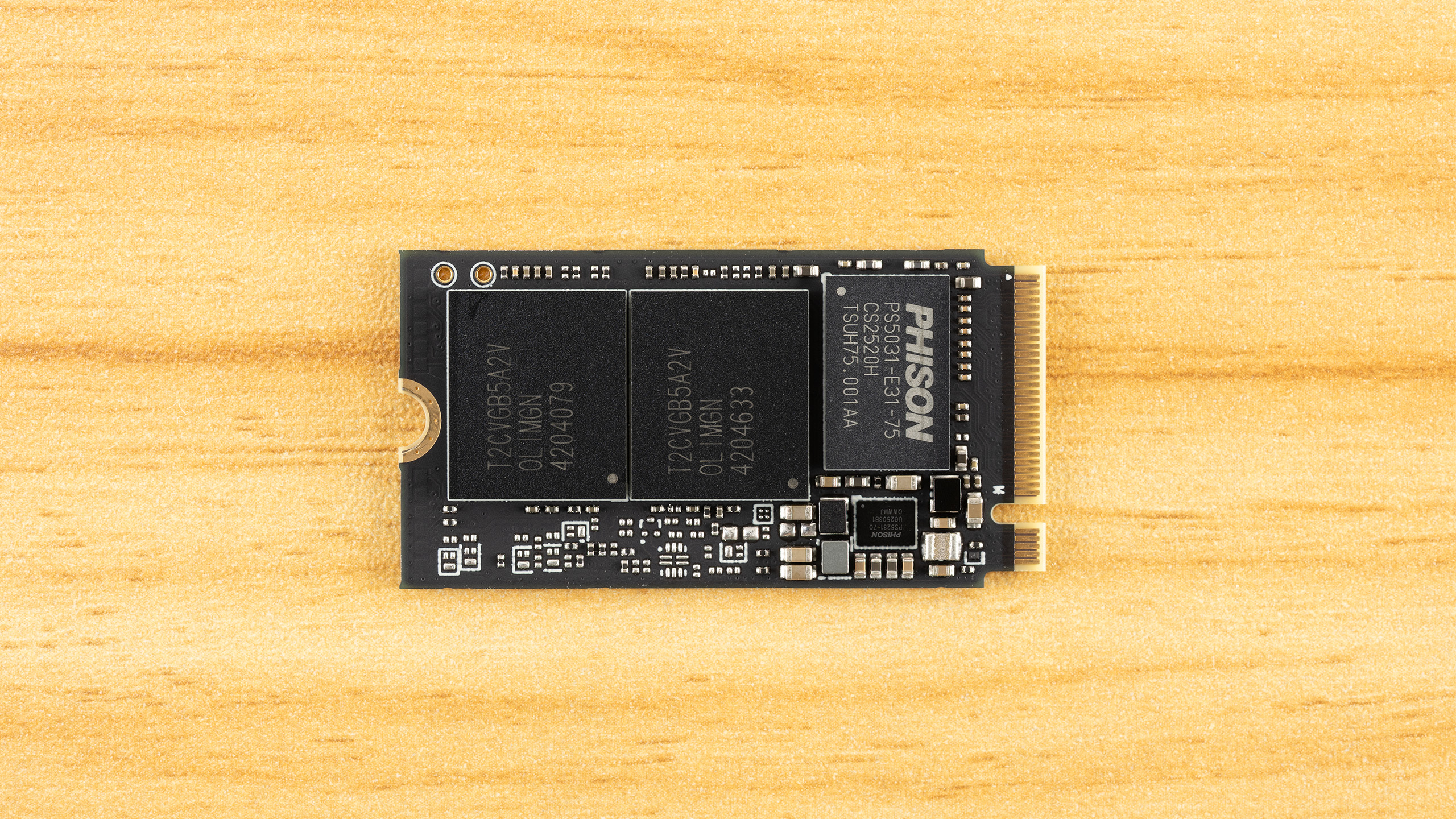 Corsair MP700 Micro 4TB SSD