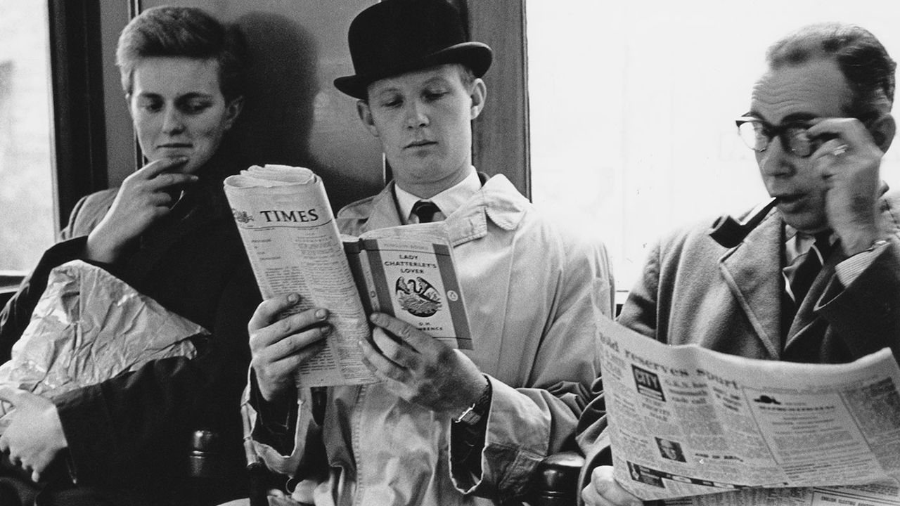 Man reading Lady Chatterley&amp;#039;s Lover on a train © Fox Photos/Hulton Archive/Getty Images