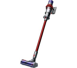 Dyson V10: great for both car and home