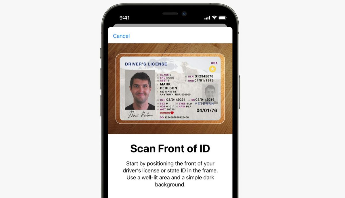 Apple&#039;s preview of how you can scan your driver&#039;s license into Apple Wallet on an iPhone.