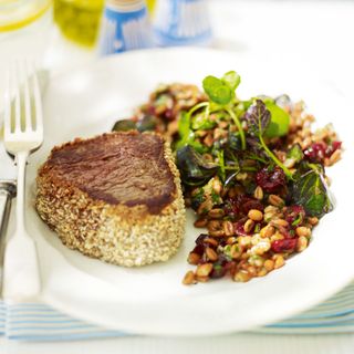 Fillet Steak with Spelt, Orange and Walnut Salad