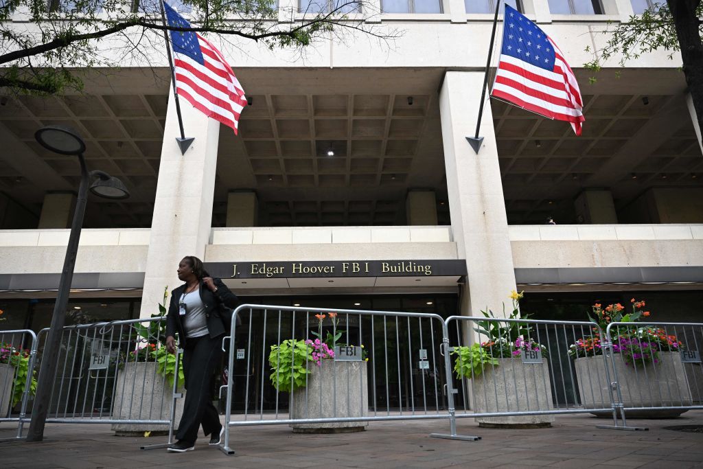 FBI headquarters behind barricade