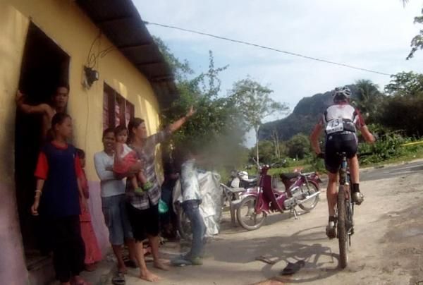 A glimpse of the scenes from on-course during stage 1