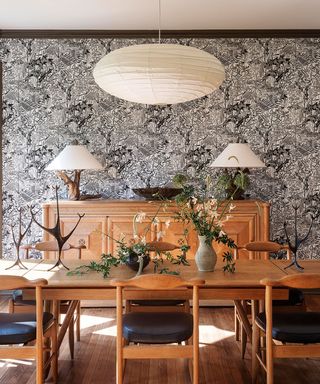 dining room wall ideas with black and white wallpaper
