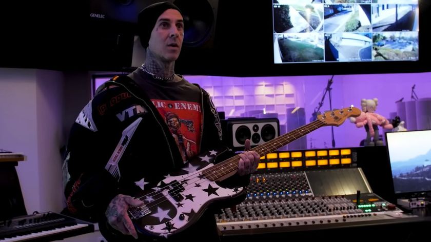 Travis Barker Star Bass