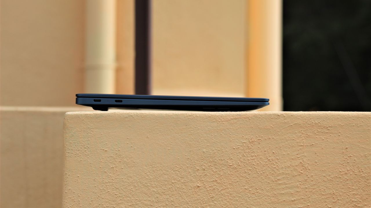 Realme Book Slim