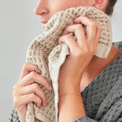 Onsen beige waffle weave towel