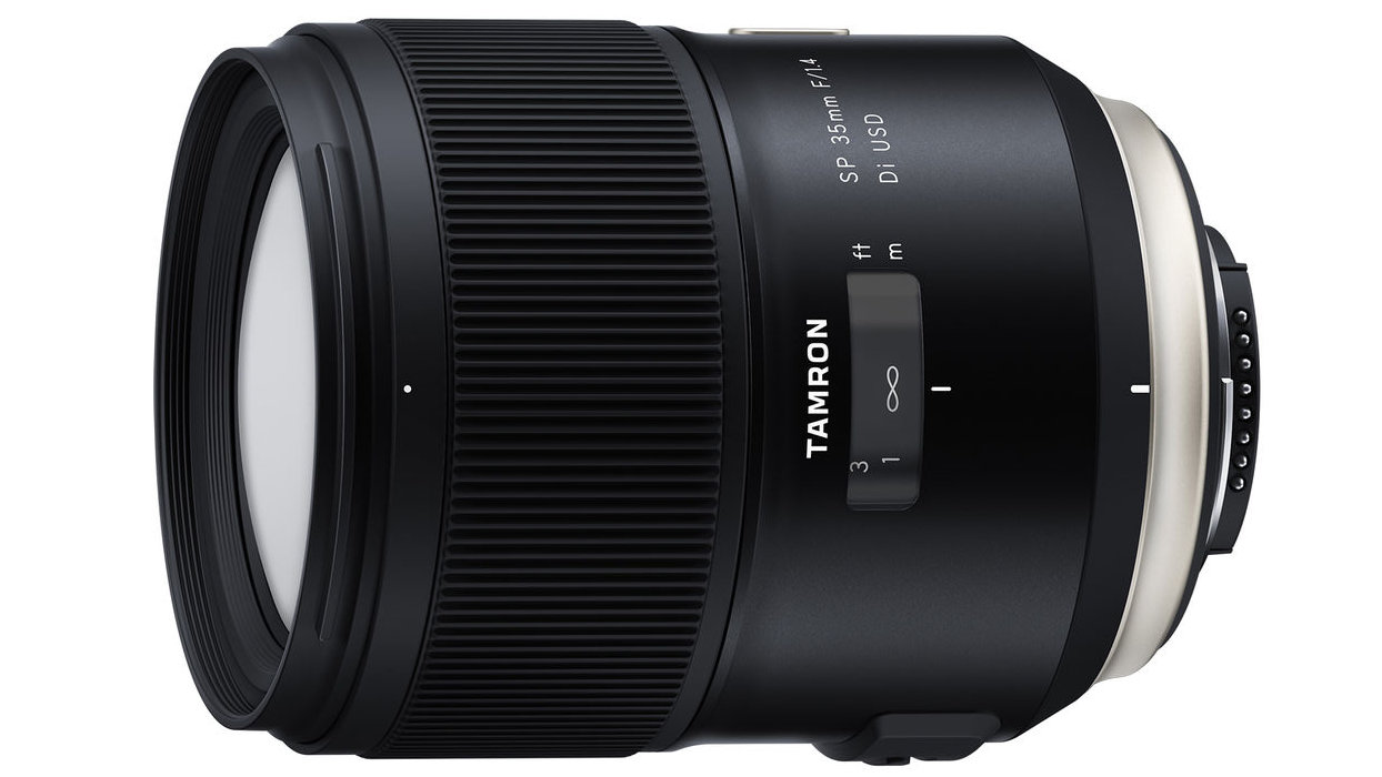 Best lenses for wedding and event photography: Tamron SP 35mm f/1.4 Di USD