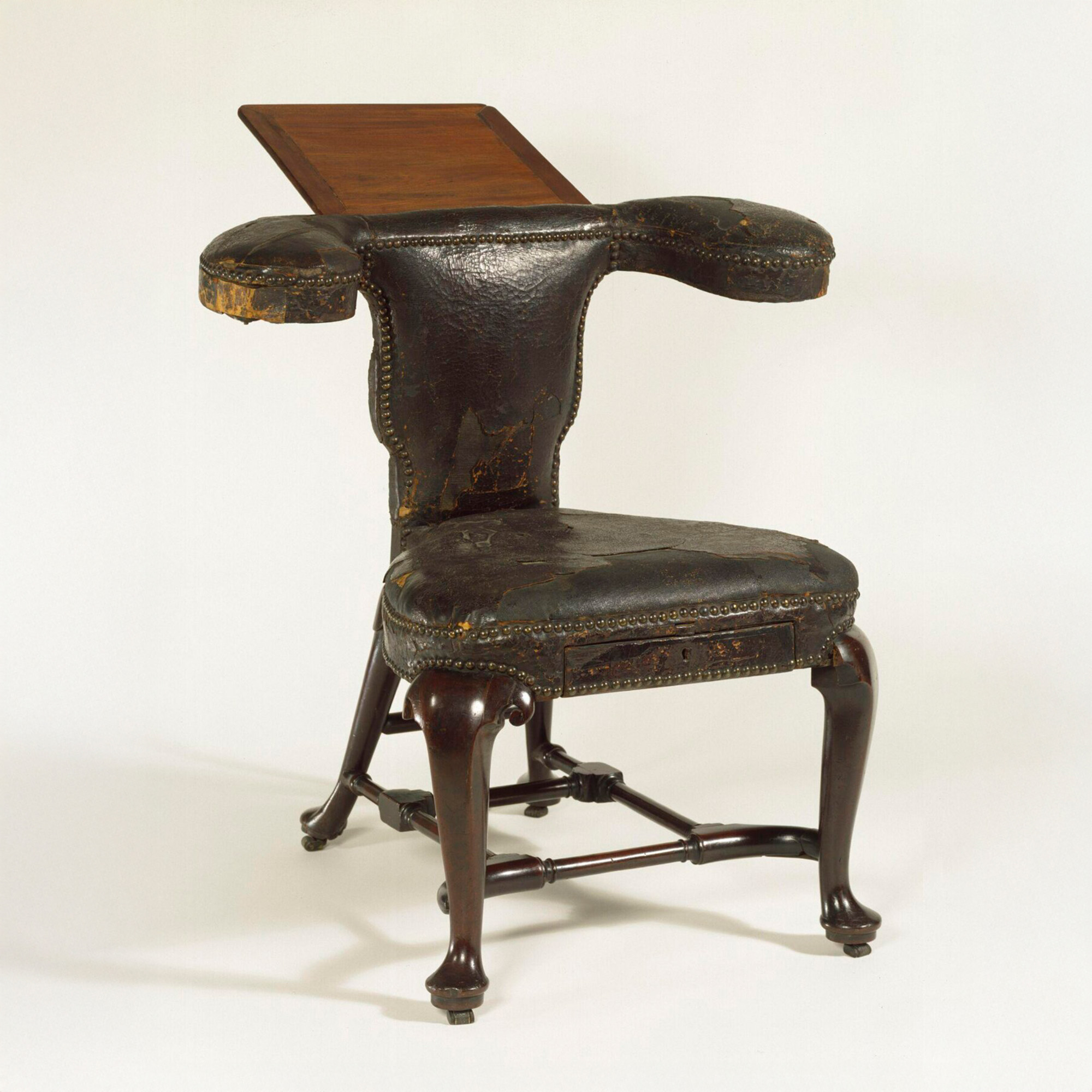 V&A Storehouse objects