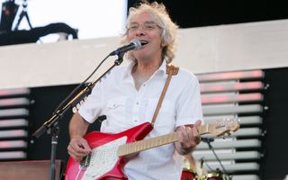 Albert Lee performs at Toyota Park in Bridgeview, Illinois on July 28, 2007