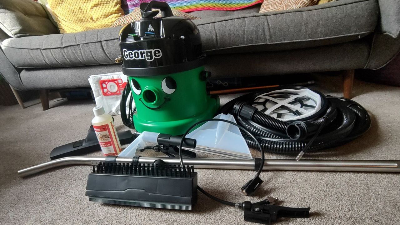 Nace Care George vacuum set