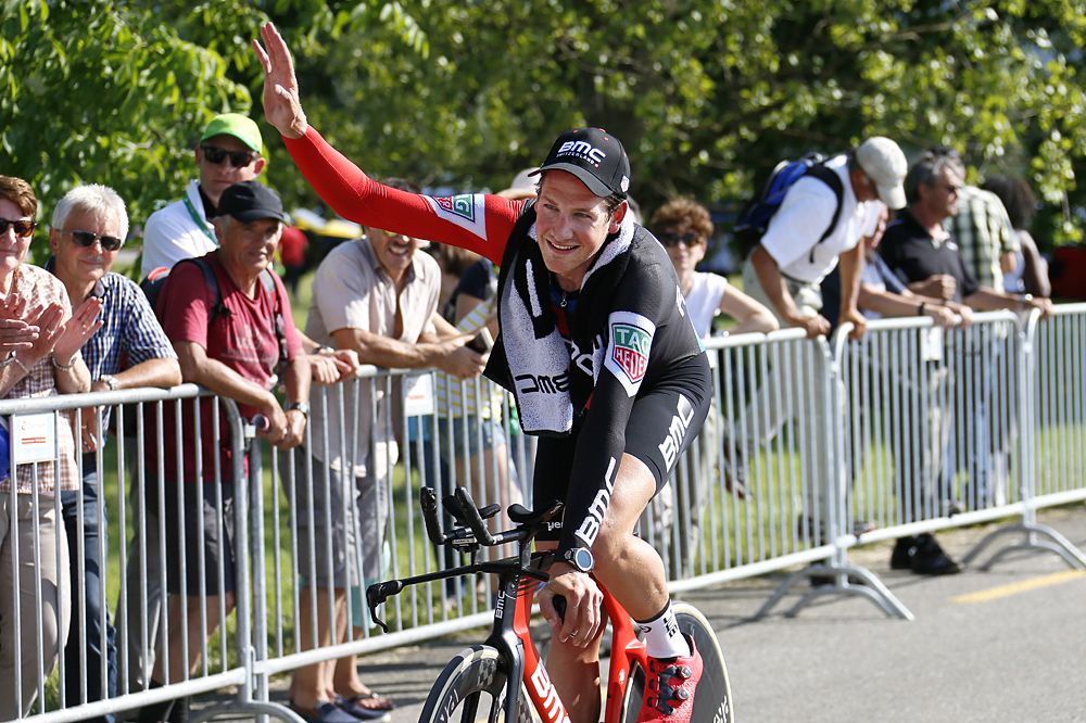 Stefan K&uuml;ng takes overall lead at Tour de Suisse after BMC Racing win stage 1 team time trial