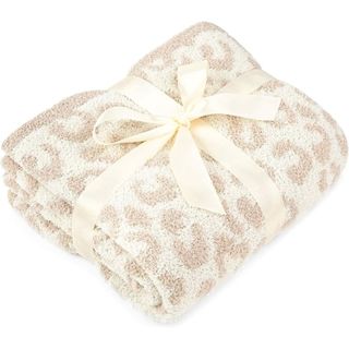 Pavilia Super Soft Leopard Throw Blanket for Couch, Fluffy Cozy Lightweight Beige Cheetah Blanket, Fuzzy Warm Knit Blanket for Bed Sofa, Tan, 50x60