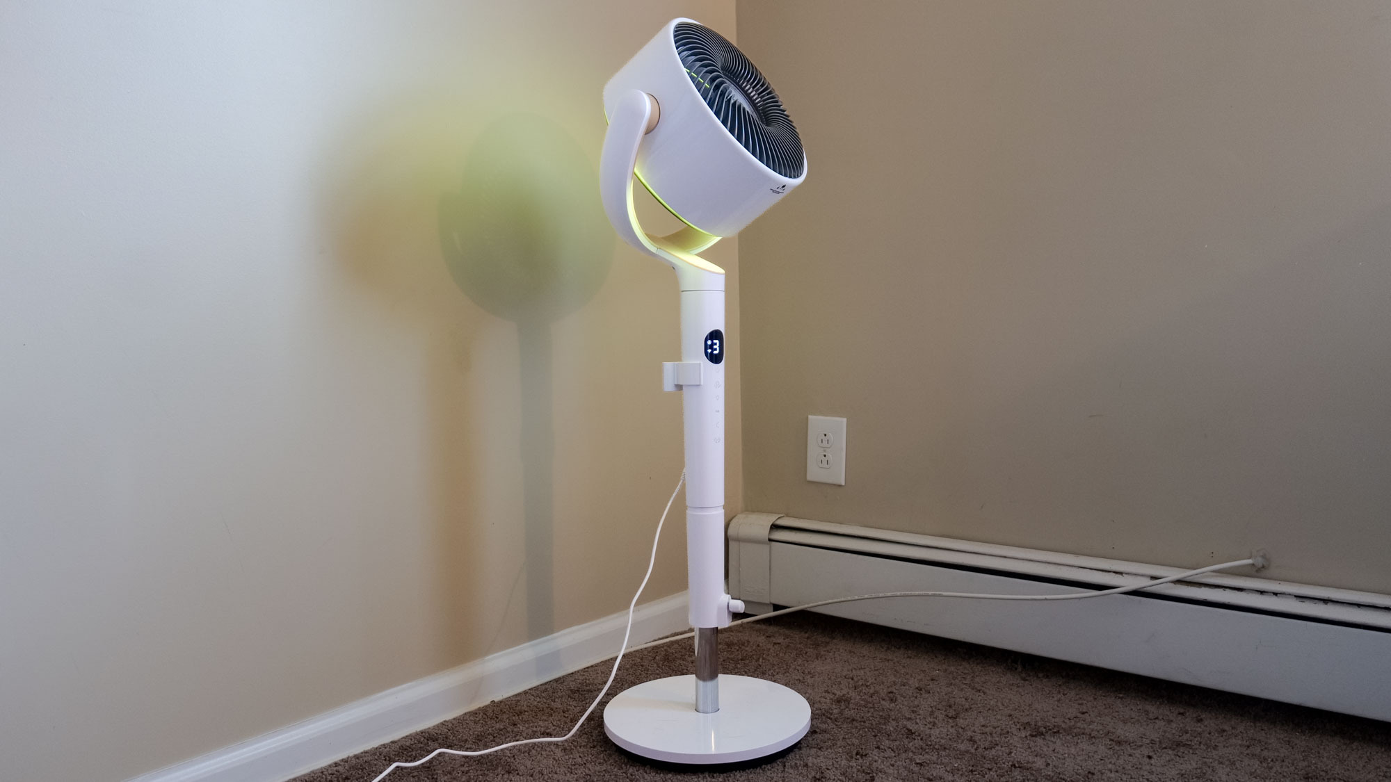 Dreo TurboPoly Fan 508S inside of home.
