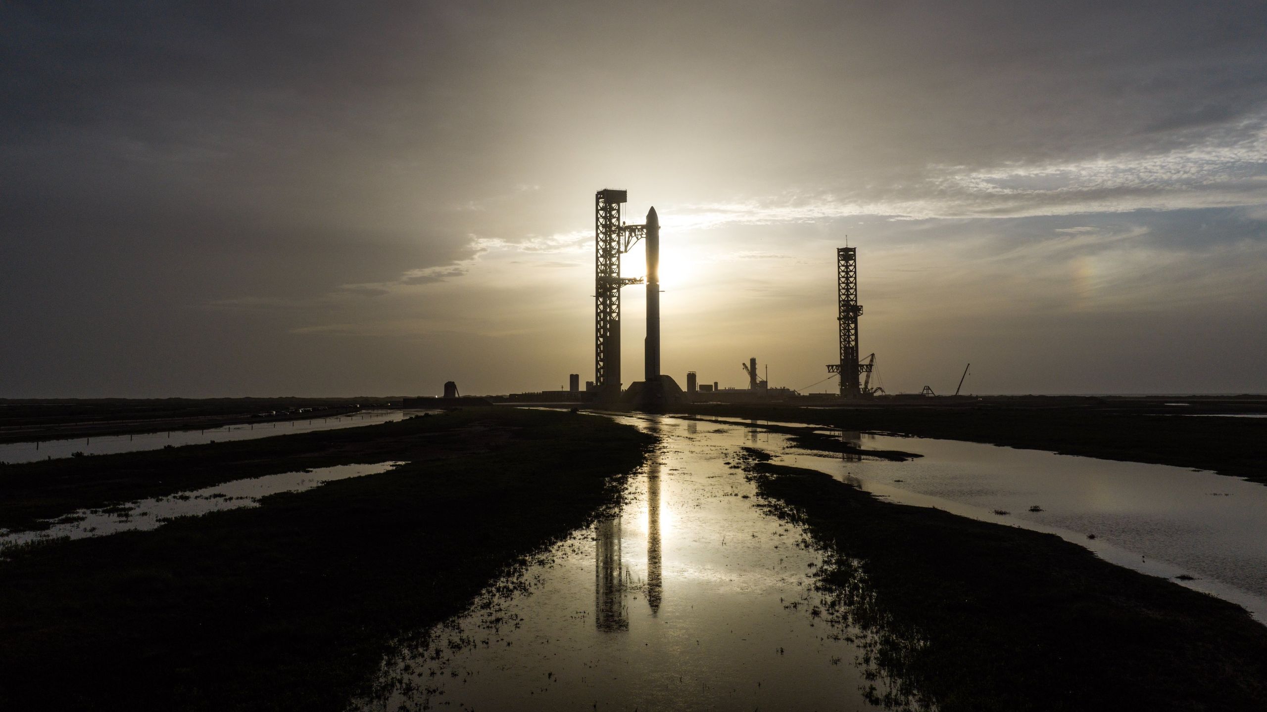 SpaceX Targets July 23 For Starship Flight 13 With First V3 Starlinks