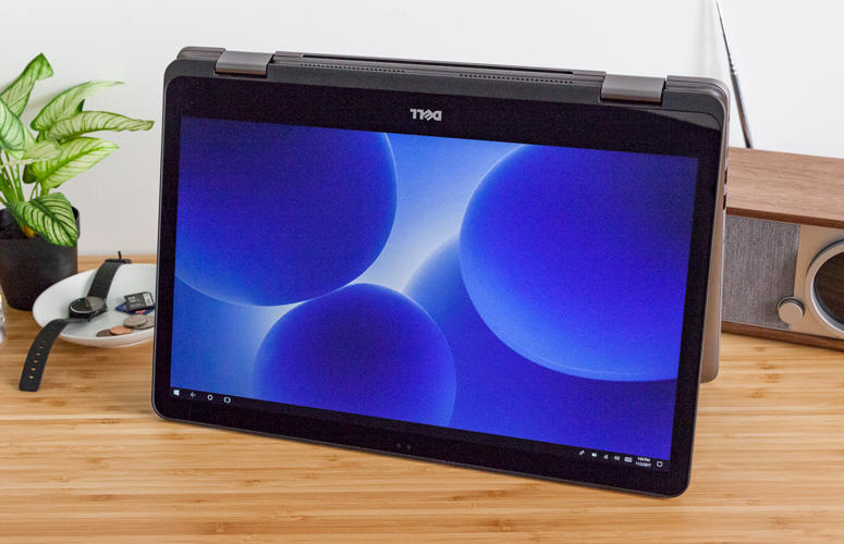 Dell Inspiron 17 7000 2-in-1 Review: One Big Hybrid | Laptop Mag