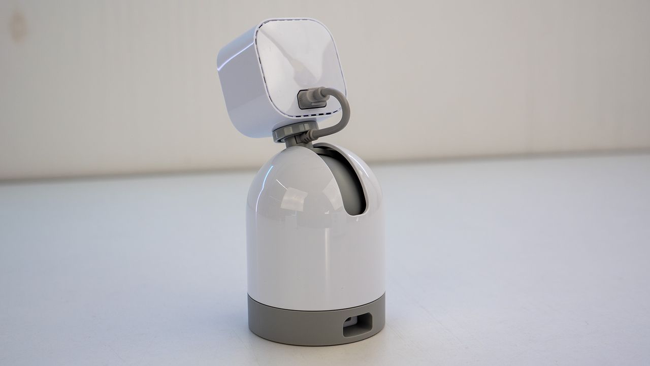 Blink Mini Pan-Tilt Camera