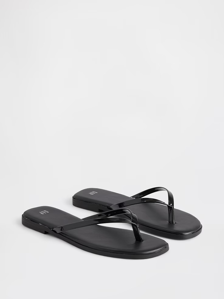 gap flip flop sandals