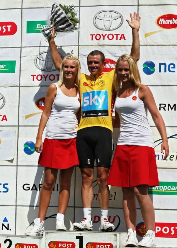 Simon Gerrans (Team Sky) kept the yellow jersey